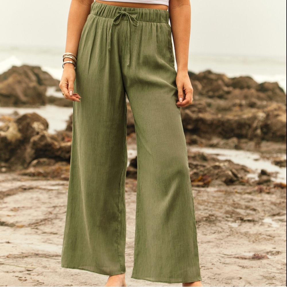 Abercrombie Green Textured Pull-On Pants Sz Small Short